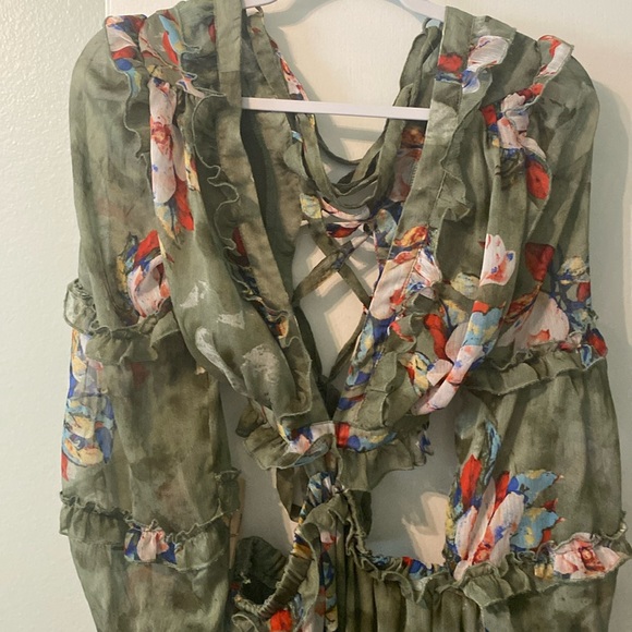 Gorgeous Luxxel Maxi Dress with side cut outs. Sz S. Like new. - Picture 3 of 12